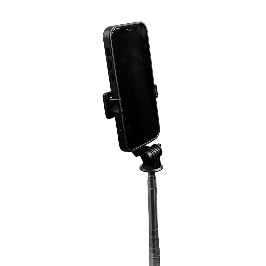 R7-L phone holder in portrait, close-up